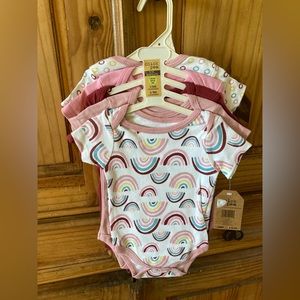 Baby girls Chick Pea pink 5 pack bodysuits size 3-6 and 6-9 months - NWT